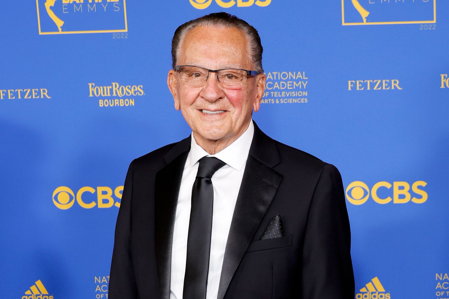 Frank Caprio posted last photo in hospital bed hours before his death