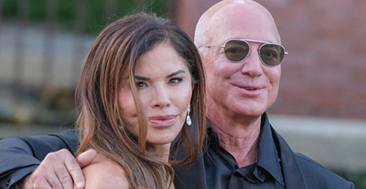 Lauren Sánchez and Jeff Bezos trend after unexpected on‑camera moment